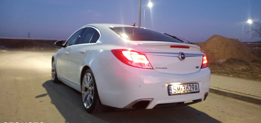 Opel Insignia cena 36000 przebieg: 207000, rok produkcji 2012 z Rydułtowy małe 277